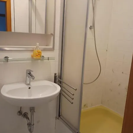 Gruenwald-immobilienservice Gmbh Apartment